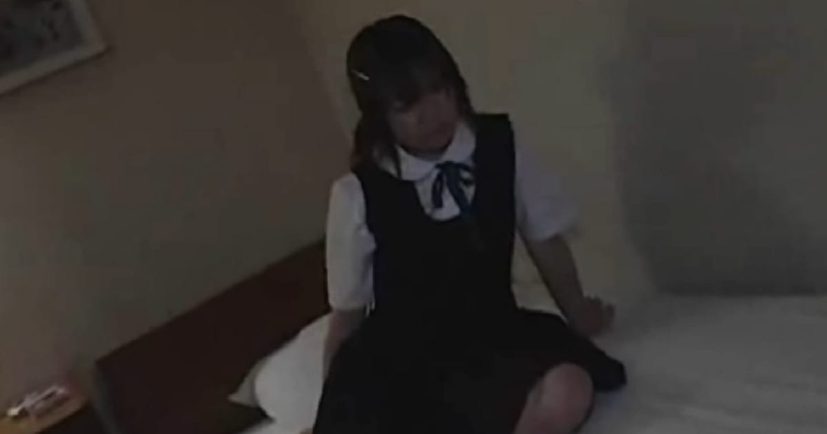 あや SEXも知らぬ美少女のエッチなお姉さん