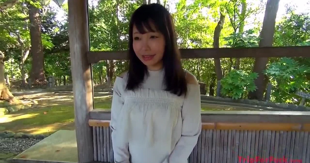 りこ エッチしているところを見られたいエッチな人妻